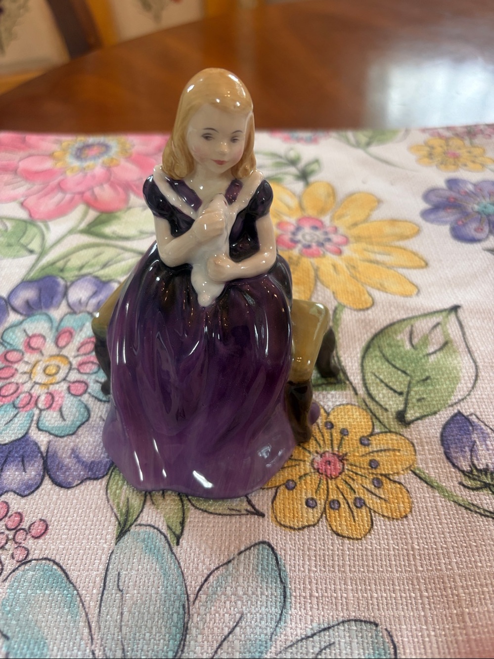 Gorgeous Porcelain Royal Doulton & Co. Limited “Affection”. HN 2236 Corp 1964.